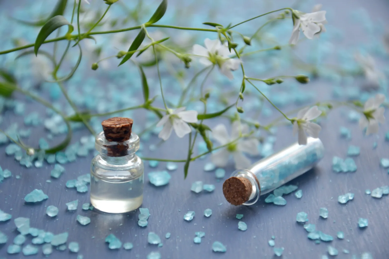 Essential oil with small white flowers